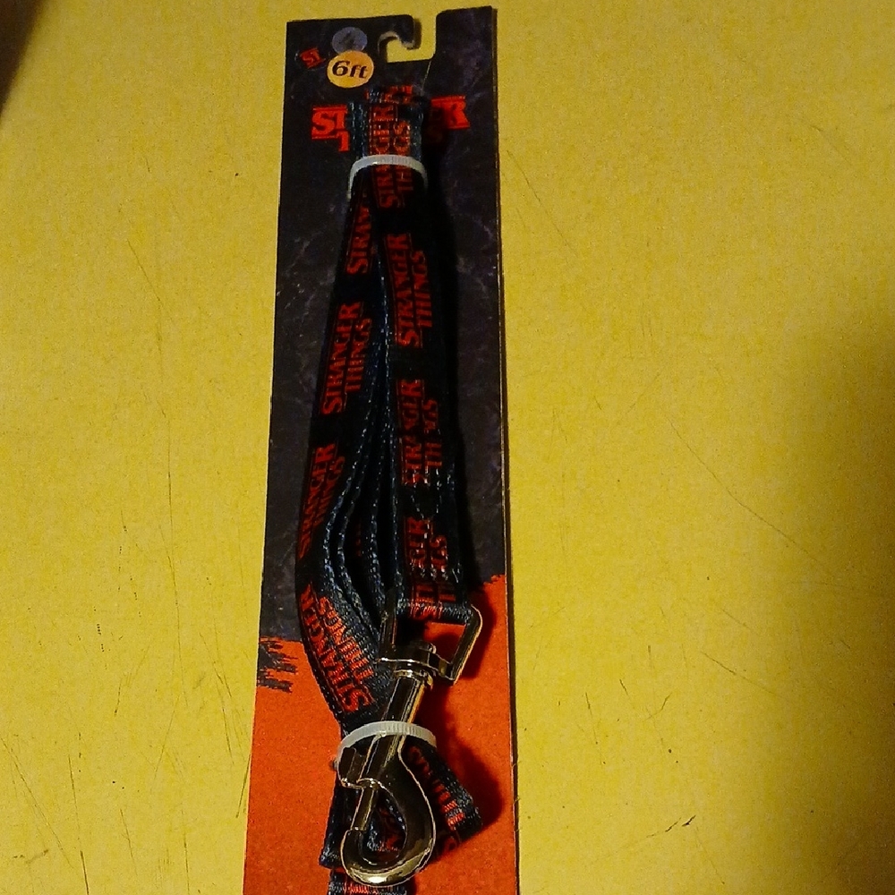 Red and Black Stinger Lanyard